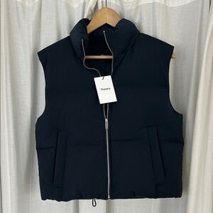 Theory crop puffer vest size small deep navy city poly NWT Quilted Vest